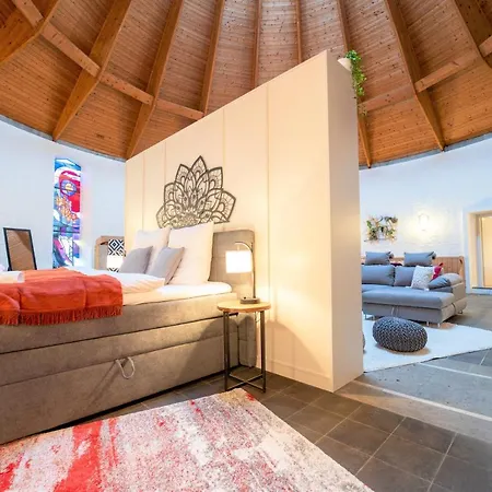 Dreamcation - Wohnen In Kirche, 3d-tour, Terrasse, Bbq, Kueche, Kamin, 180qm *