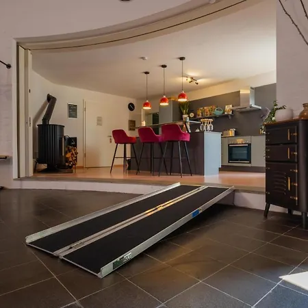 Apartment Dreamcation - Wohnen In Kirche, 3d-tour, Terrasse, Bbq, Kueche, Kamin, 180qm Kelheim